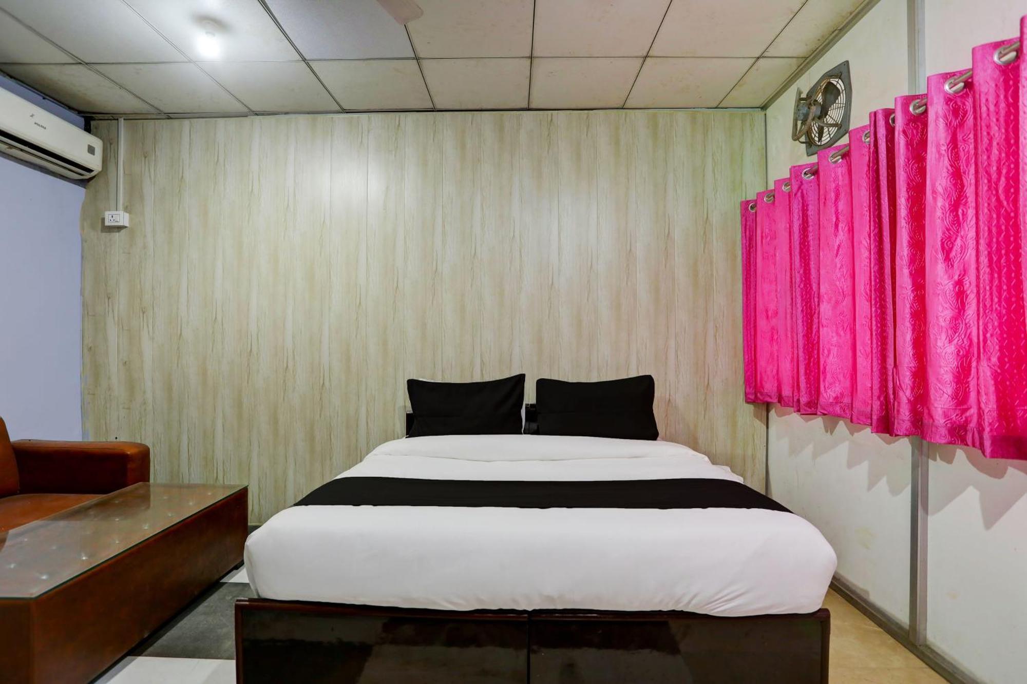 Collection O Harsh Hotel & Restaurant Bhiwadi エクステリア 写真