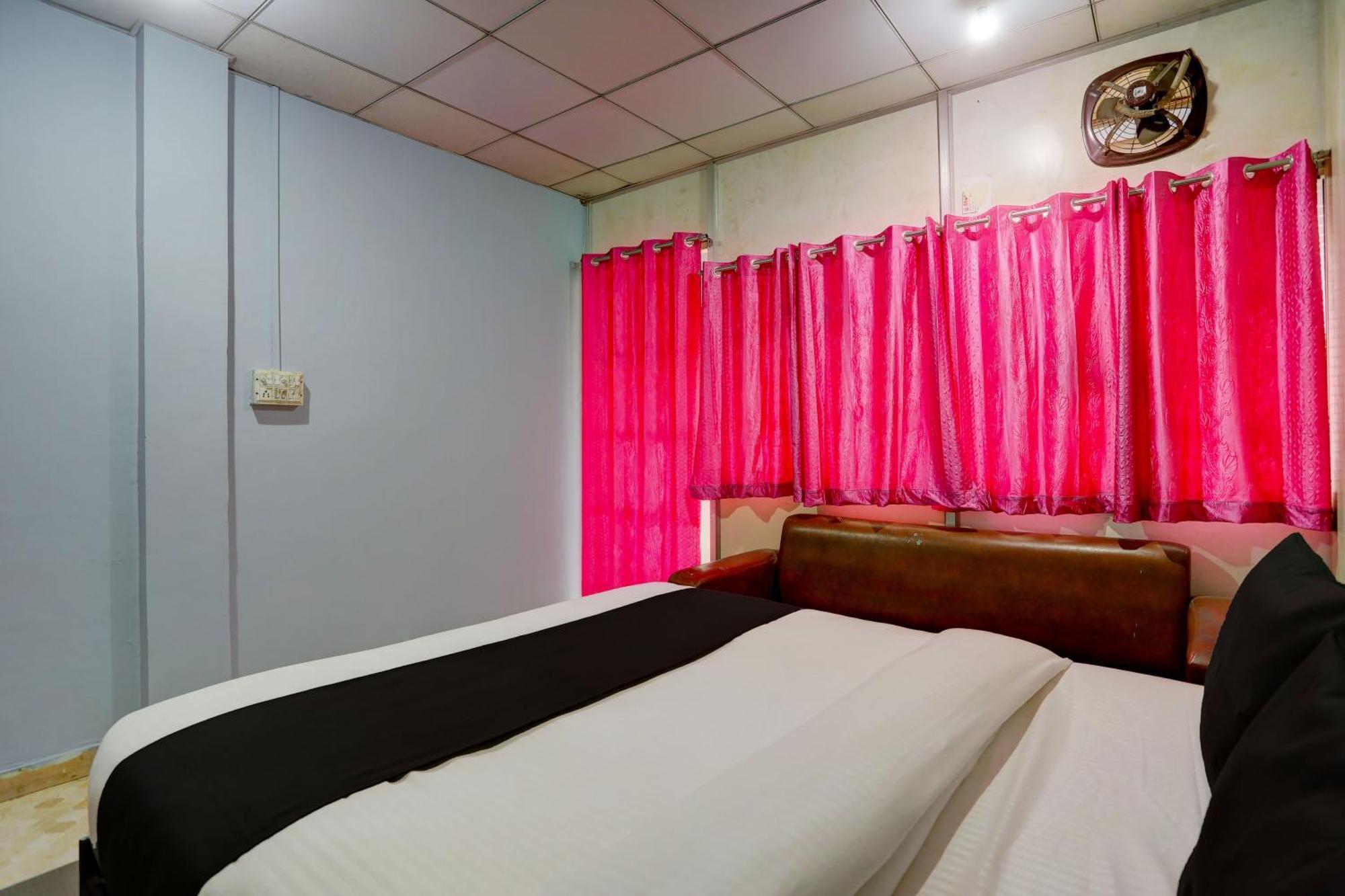 Collection O Harsh Hotel & Restaurant Bhiwadi エクステリア 写真